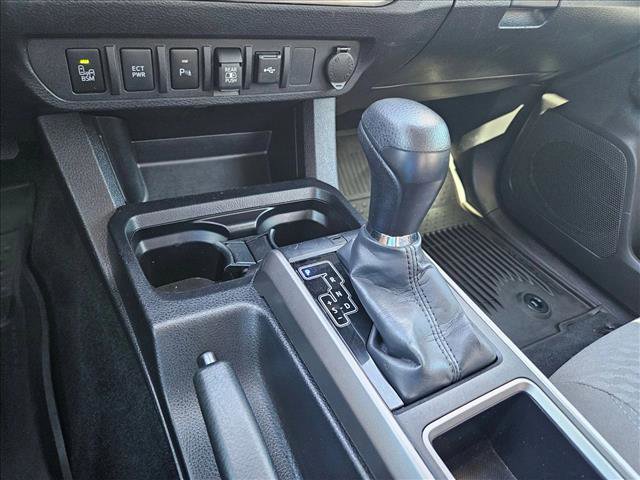 Used 2023 Toyota Tacoma SR5 AWD/4WD image 12