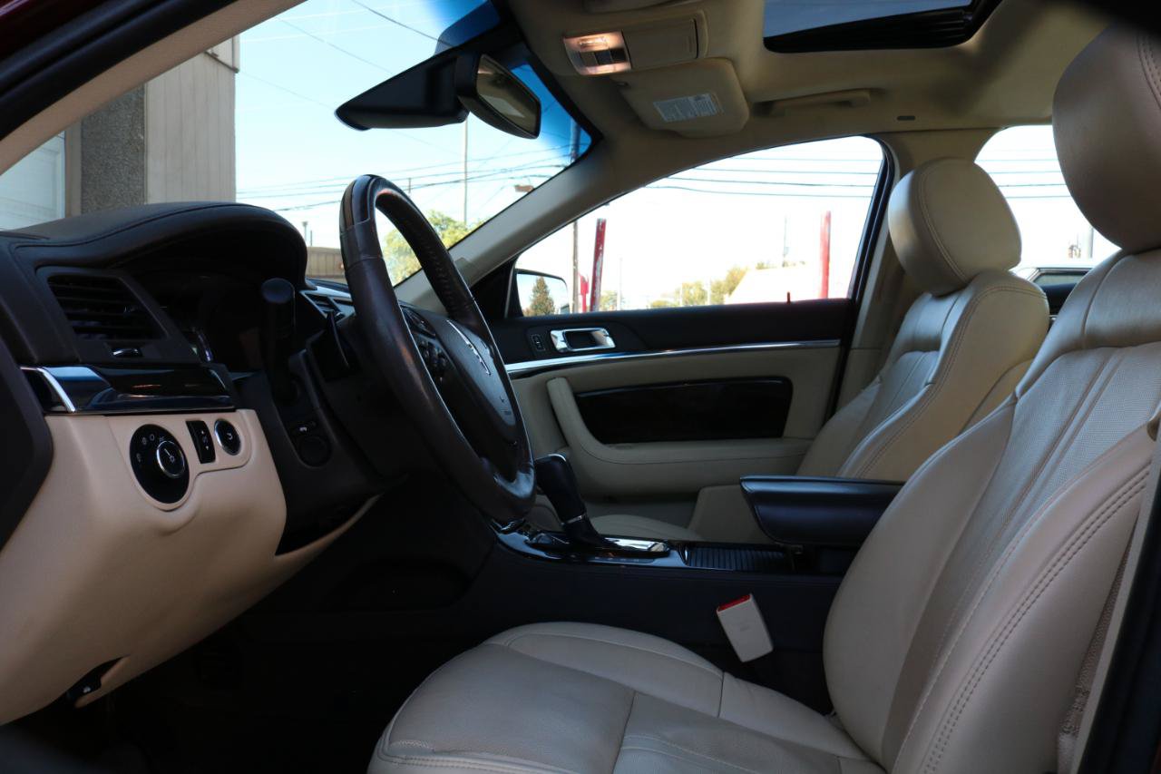 Used 2015 Lincoln MKS AWD w/ Equipment Group 201A image 17