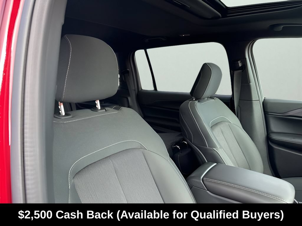New 2025 Jeep Grand Cherokee L Laredo w/ Luxury Tech Group I RWD image 17
