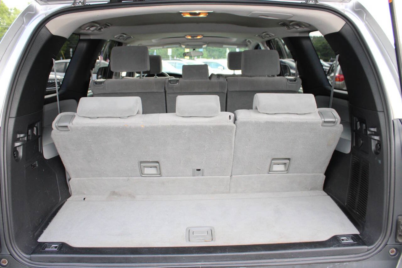 Used 2010 Toyota Sequoia SR5 AWD/4WD image 24