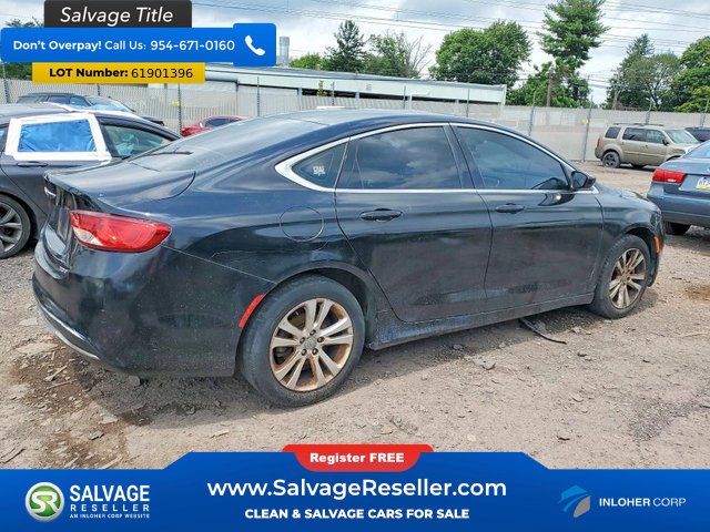 Used 2015 Chrysler 200 Limited FWD image 4