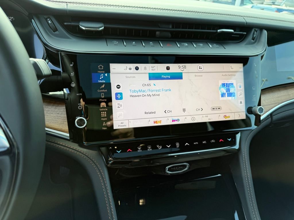 New 2026 Jeep Grand Cherokee L Summit w/ Obsidian Package image 17