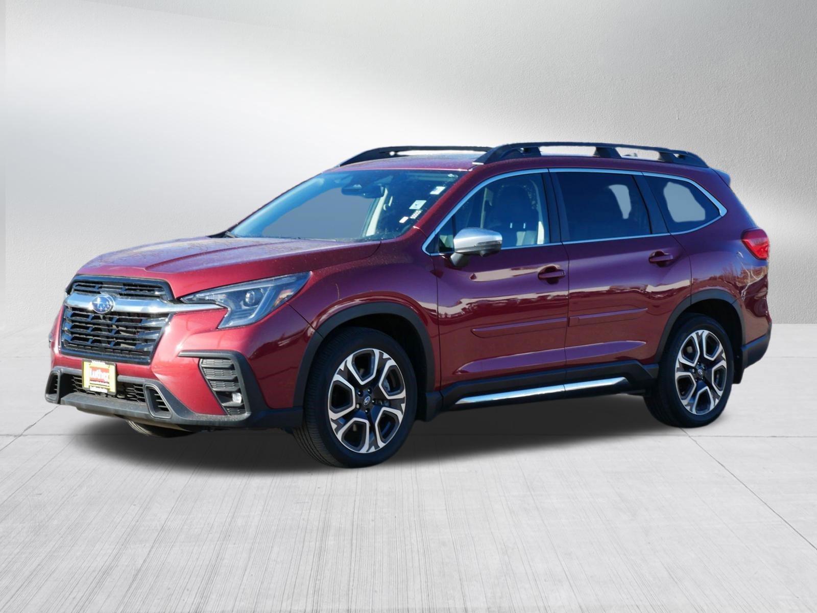 Used 2023 Subaru Ascent Limited w/ Technology Package image 3
