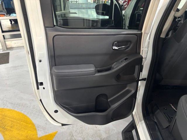 Used 2024 Nissan Frontier SV w/ Technology Package AWD/4WD image 29