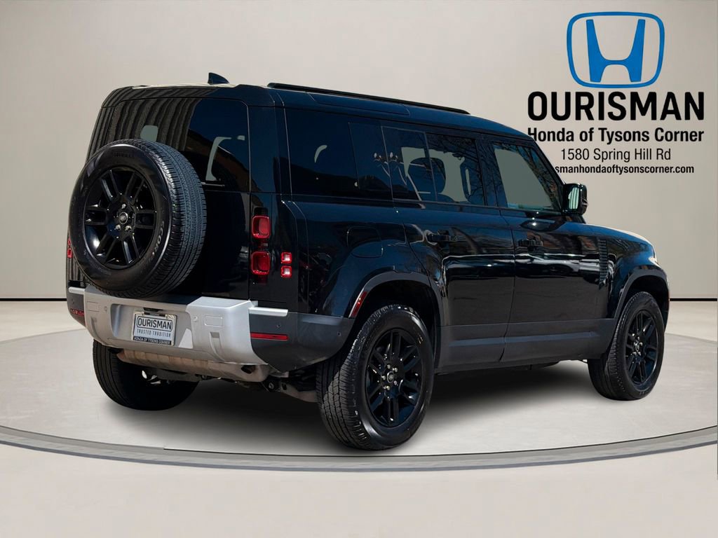 Used 2025 Land Rover Defender 110 S image 4