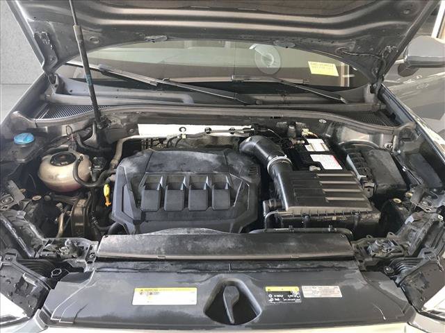 Used 2020 Audi Q3 2.0T Premium w/ Convenience Package AWD/4WD image 9