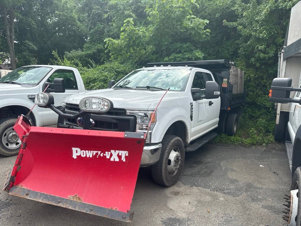 Used 2020 Ford F350 XL w/ Power Equipment Group AWD/4WD image 2