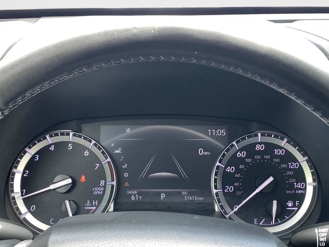 Used 2022 Toyota Highlander XLE AWD/4WD image 19