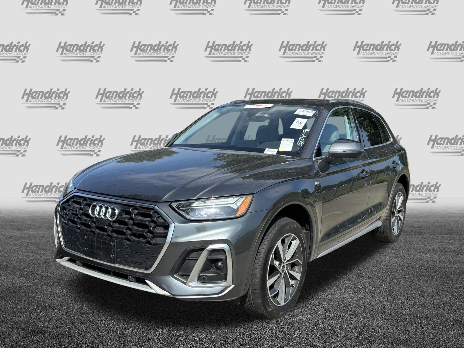 Used 2023 Audi Q5 2.0T Premium Plus w/ Premium Plus Package AWD/4WD image 5