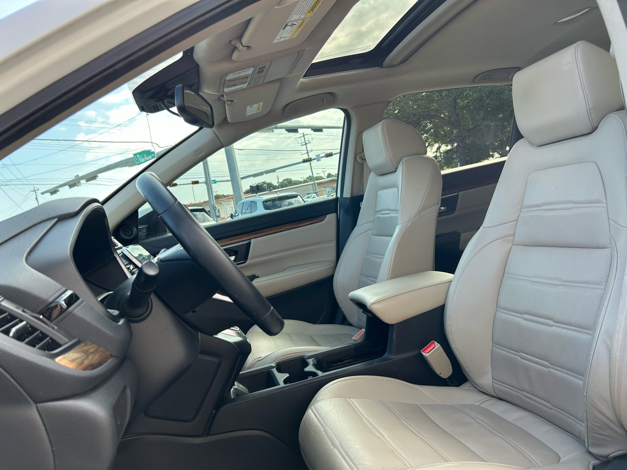 Used 2017 Honda CR-V Touring image 22