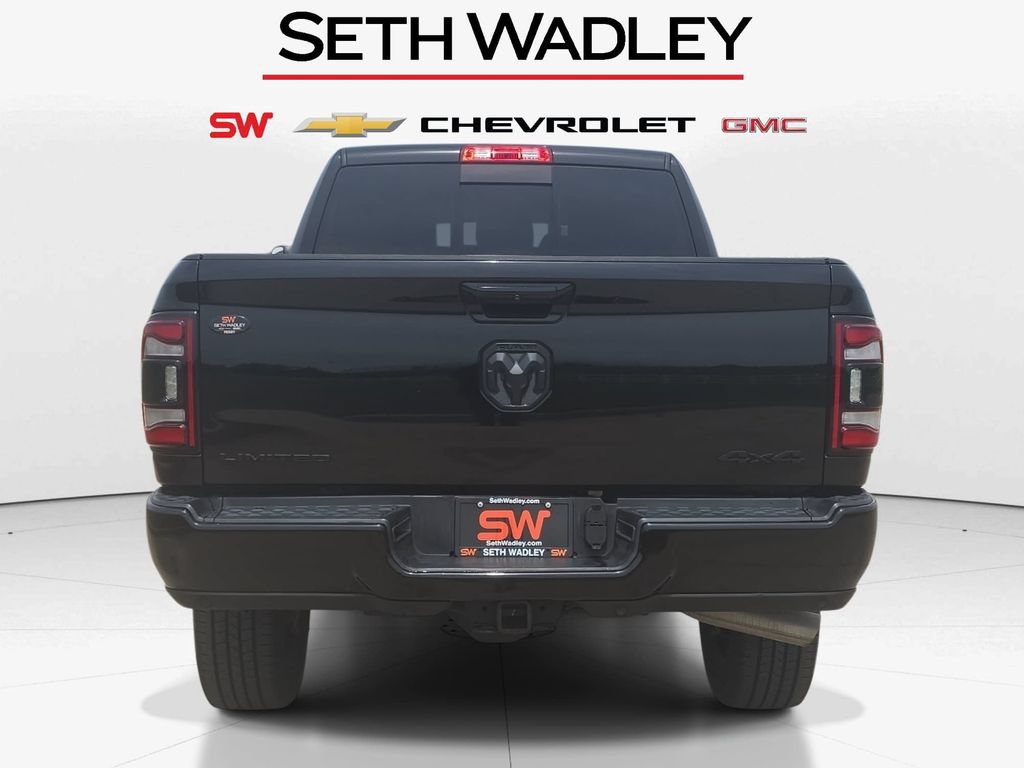Used 2020 RAM 2500 Limited w/ Black Appearance Package AWD/4WD image 6