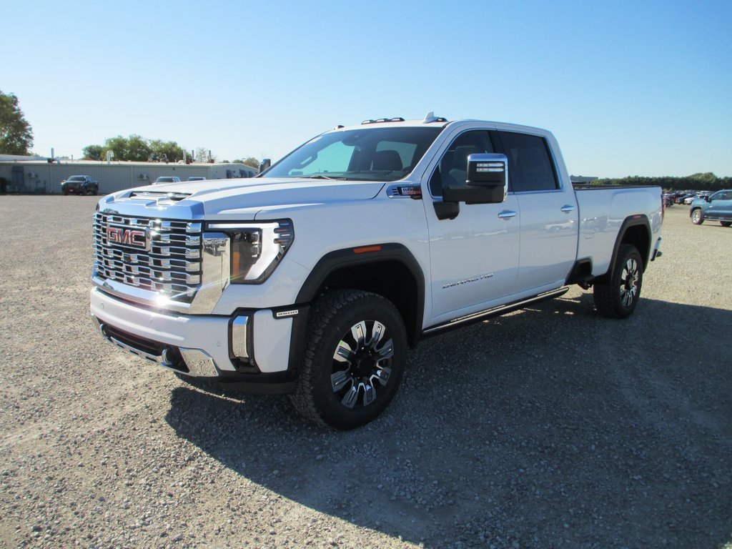 New 2026 GMC Sierra 3500 Denali w/ Denali Reserve Package image 10