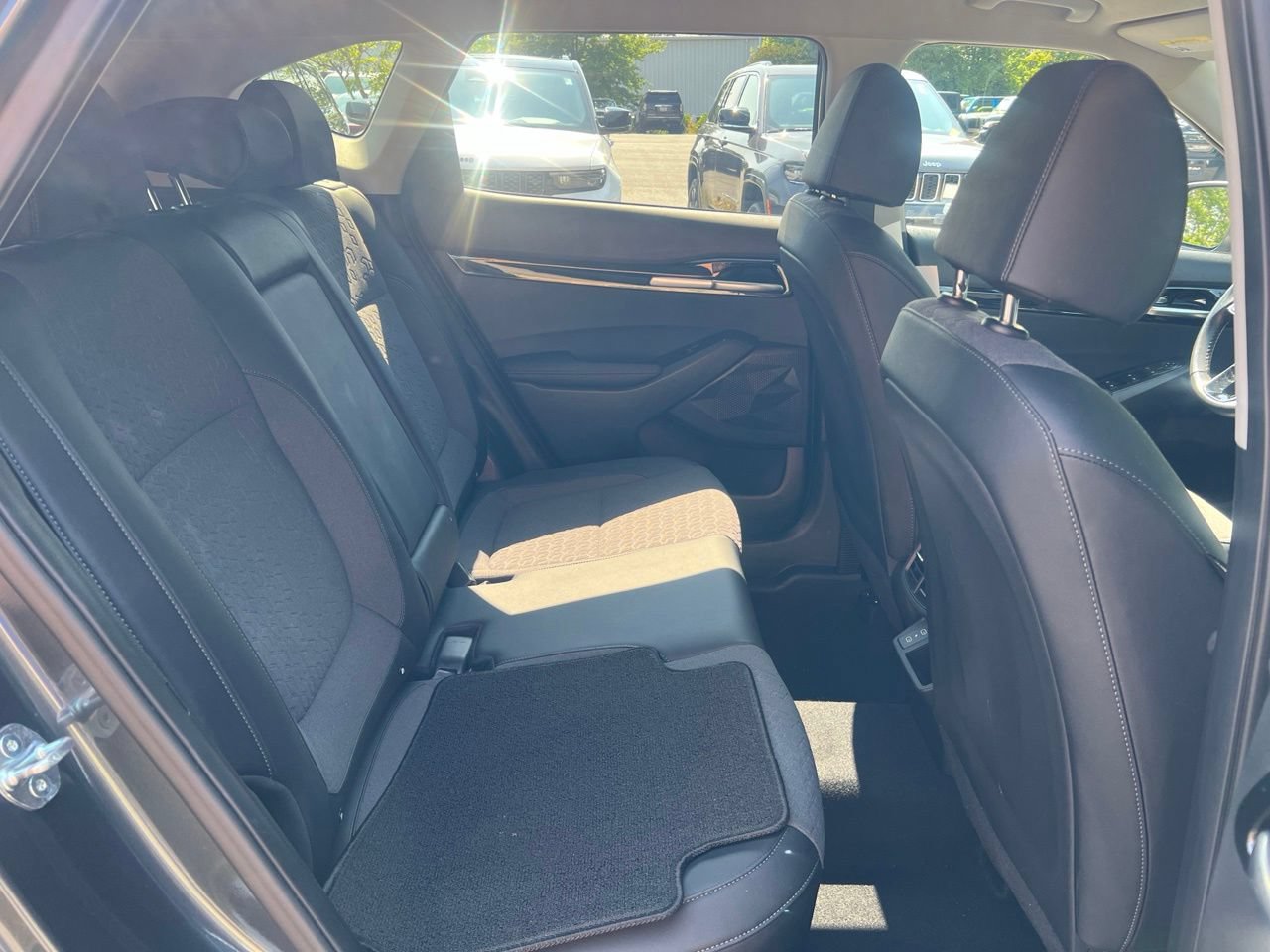Used 2024 Kia Seltos X-Line AWD/4WD image 23
