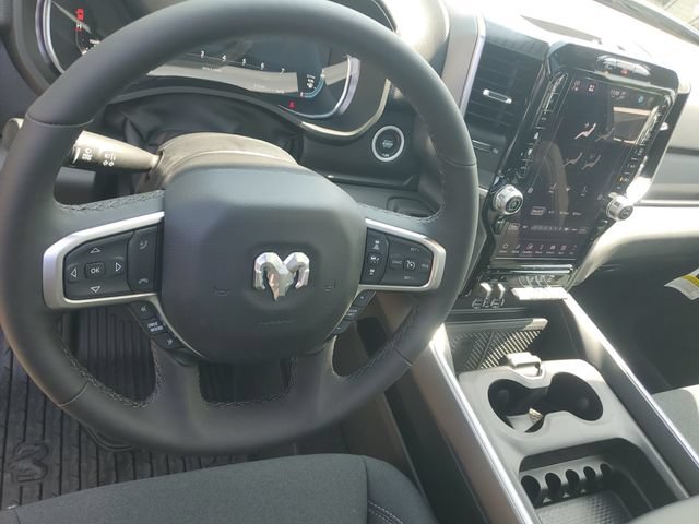 New 2026 RAM 1500 Big Horn AWD/4WD image 18