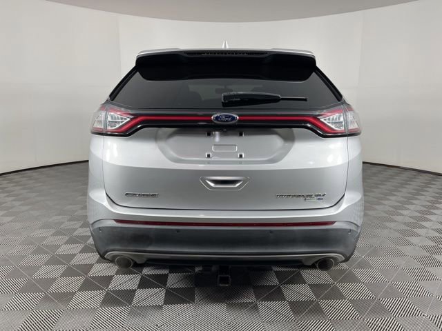 Used 2015 Ford Edge Titanium image 9