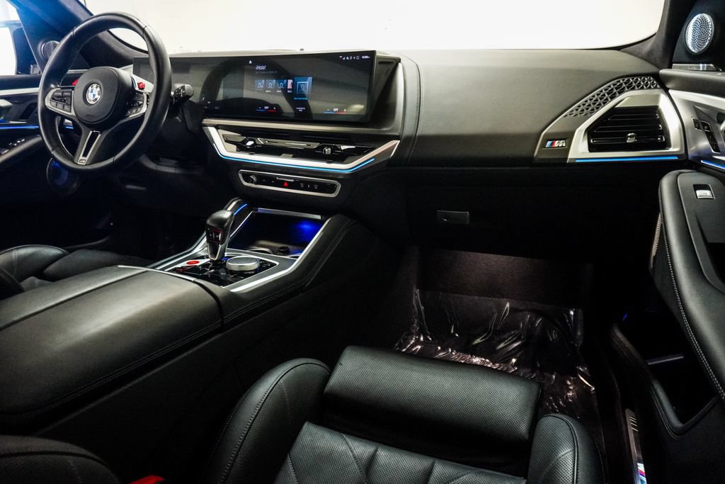Used 2023 BMW XM AWD/4WD image 11