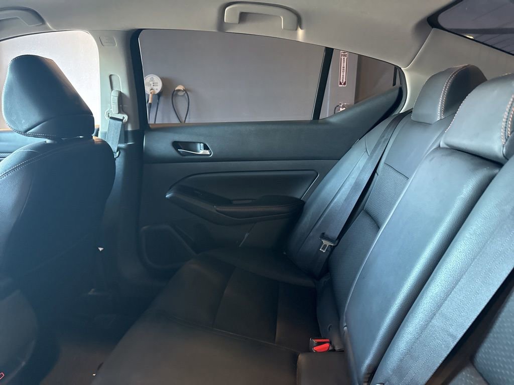 Used 2021 Nissan Altima 2.5 SR image 16