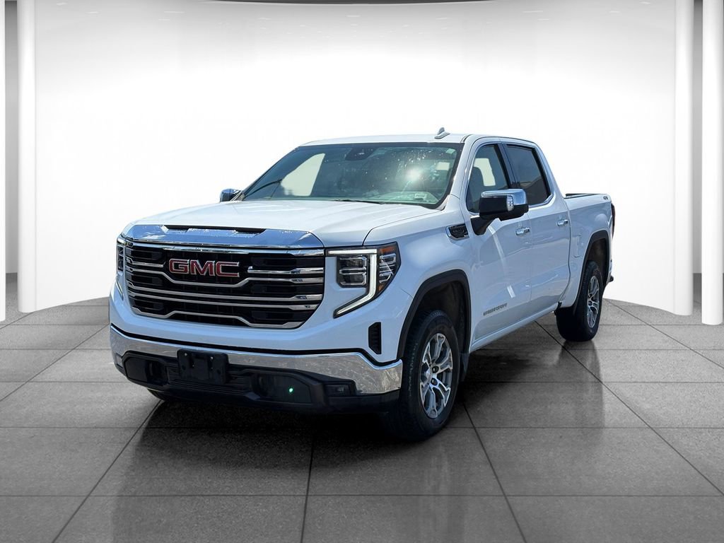 Used 2025 GMC Sierra 1500 SLT AWD/4WD image 3
