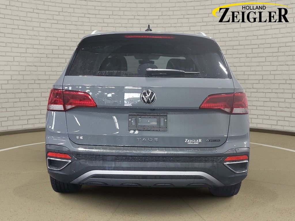 Used 2023 Volkswagen Taos SE w/ Panoramic Sunroof Package AWD/4WD image 6