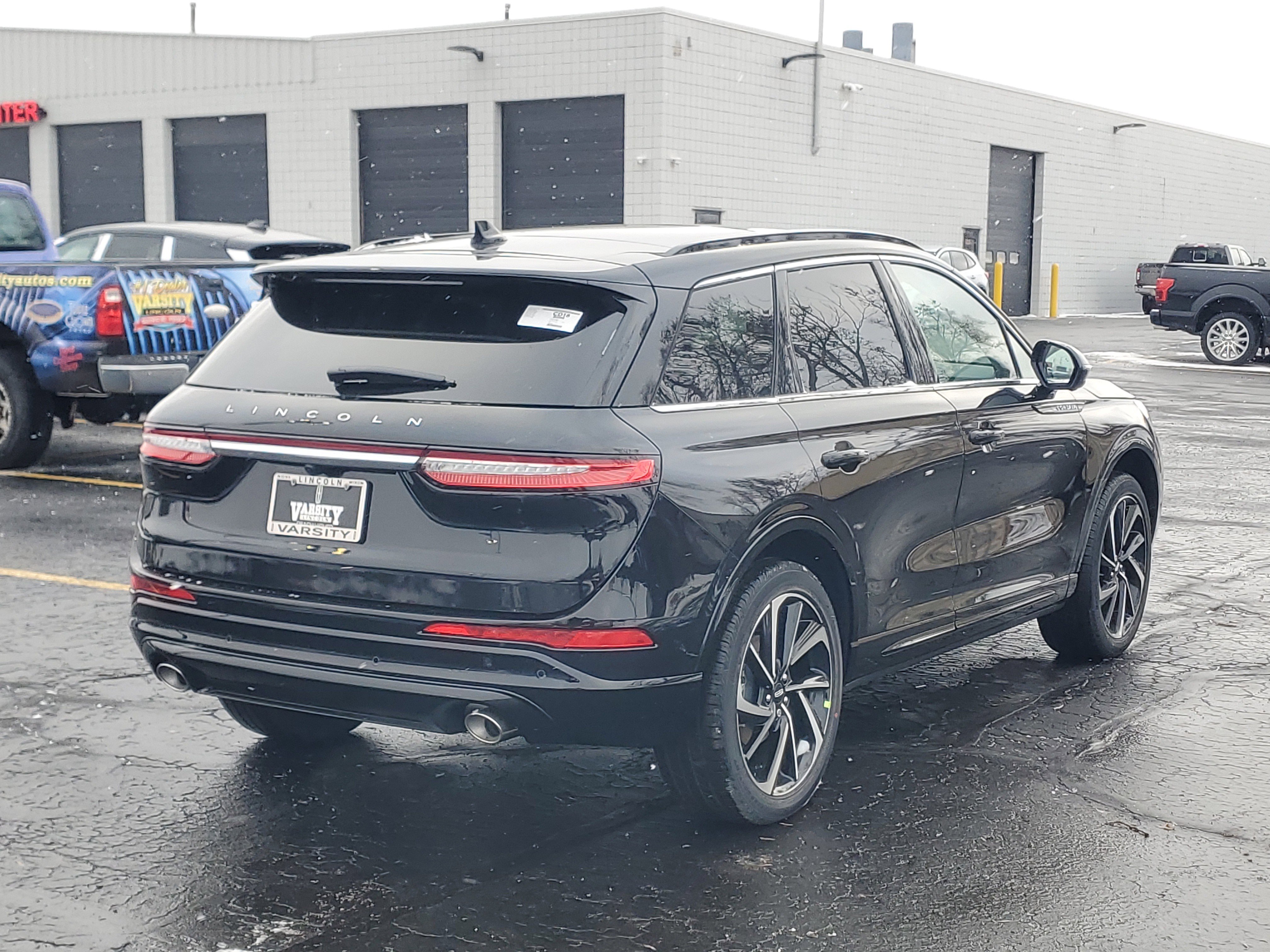 New 2026 Lincoln Corsair Grand Touring image 4