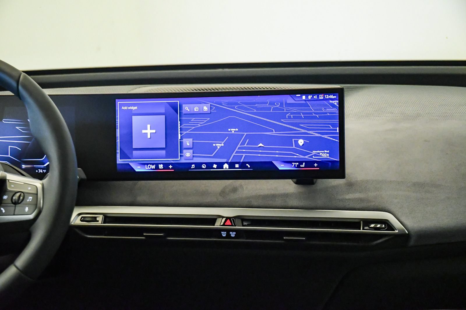 Used 2026 BMW iX xDrive60 w/ M Sport Package AWD/4WD image 14