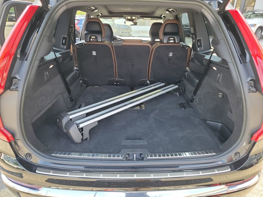 Used 2023 Volvo XC90 B6 Plus w/ Protection Package Premier image 16