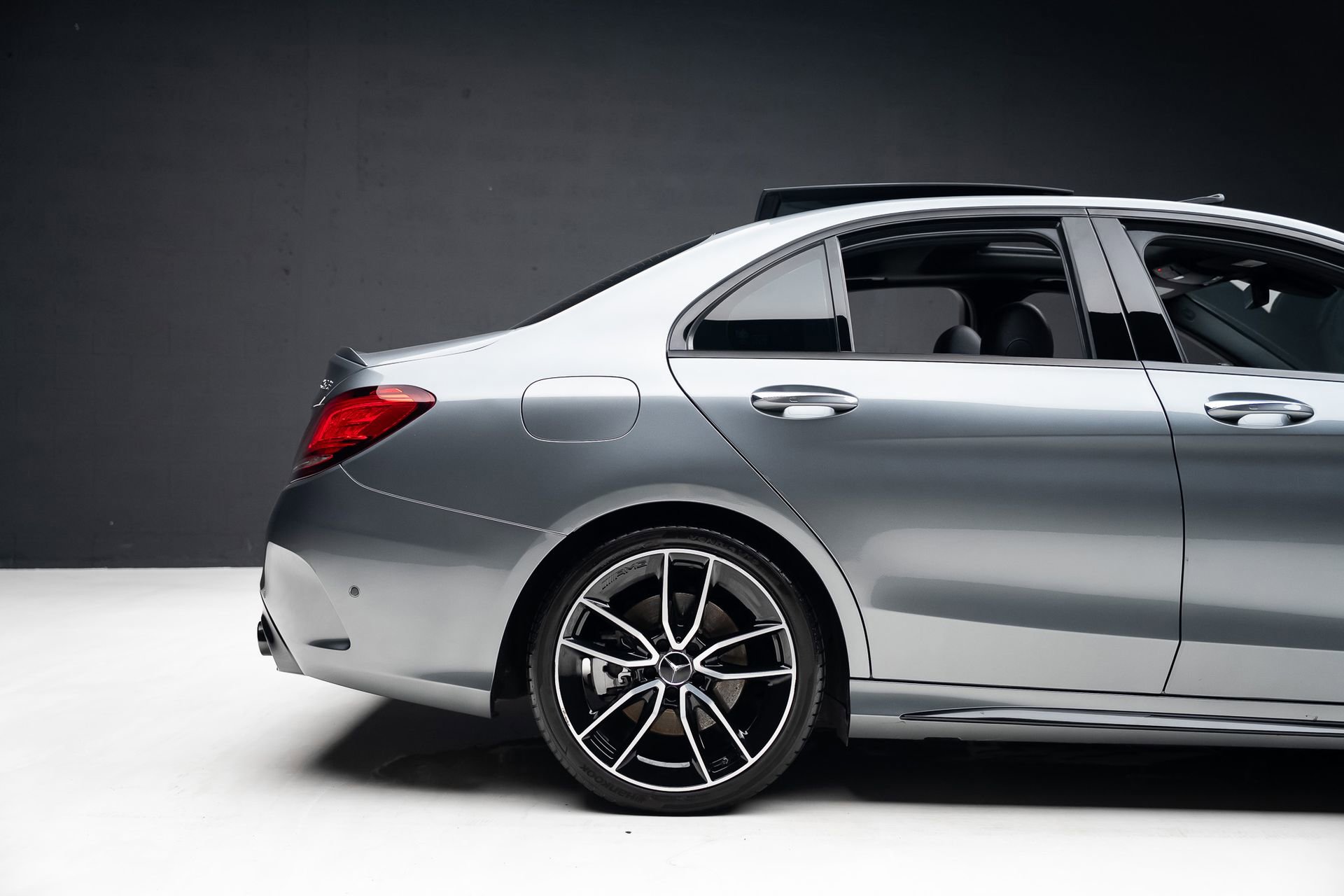 Used 2021 Mercedes-Benz C 43 AMG 4MATIC Sedan w/ Driver Assistance Package image 40