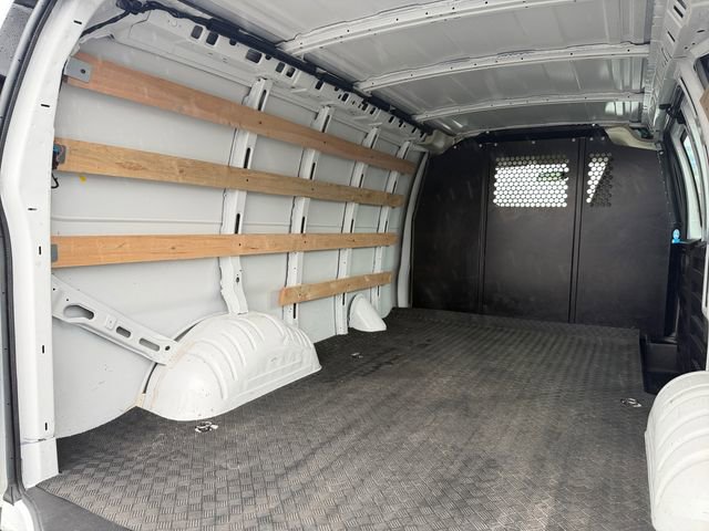Used 2024 Chevrolet Express 2500 w/ Driver Convenience Package image 30