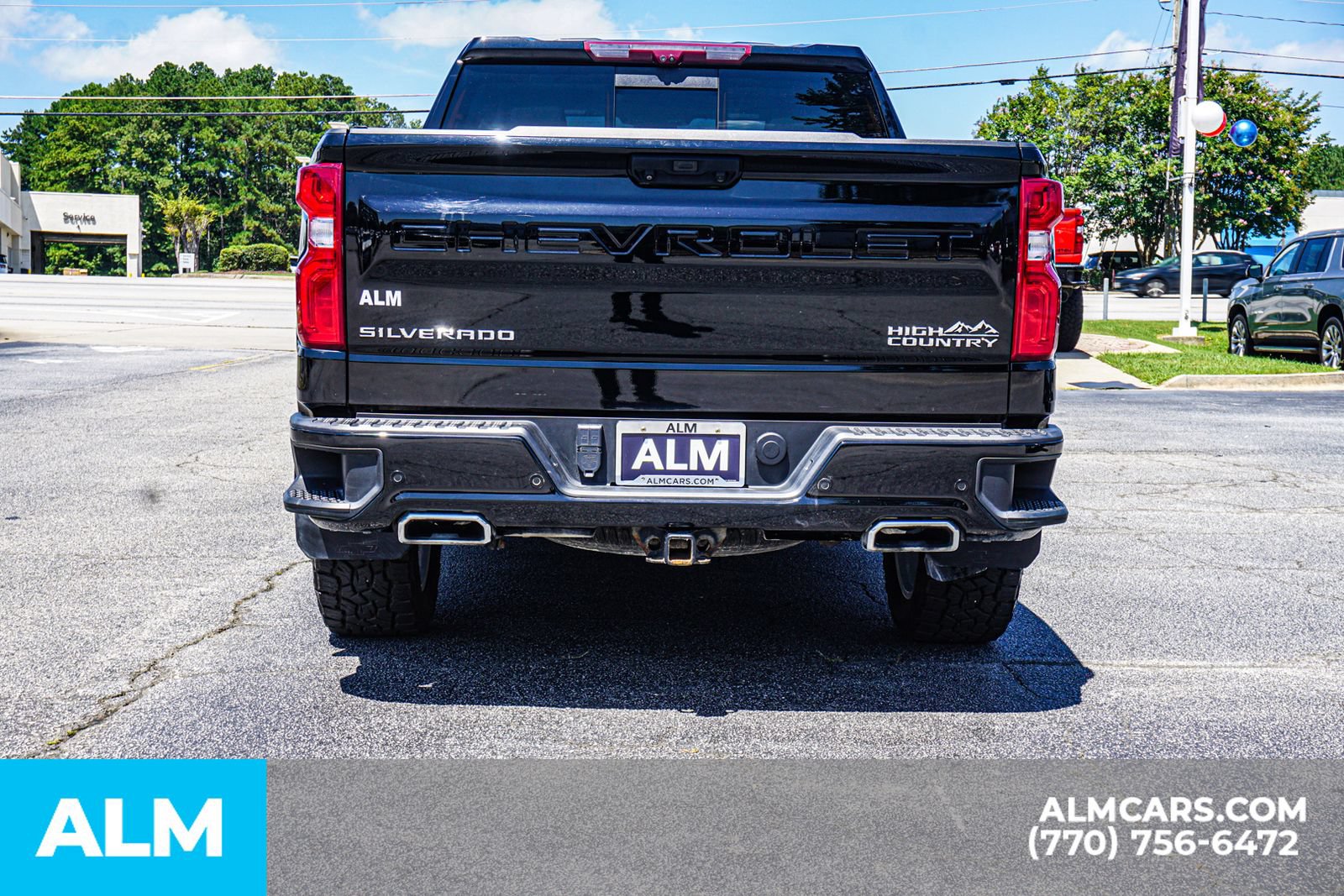 Used 2023 Chevrolet Silverado 1500 High Country w/ High Country Premium Package AWD/4WD image 12
