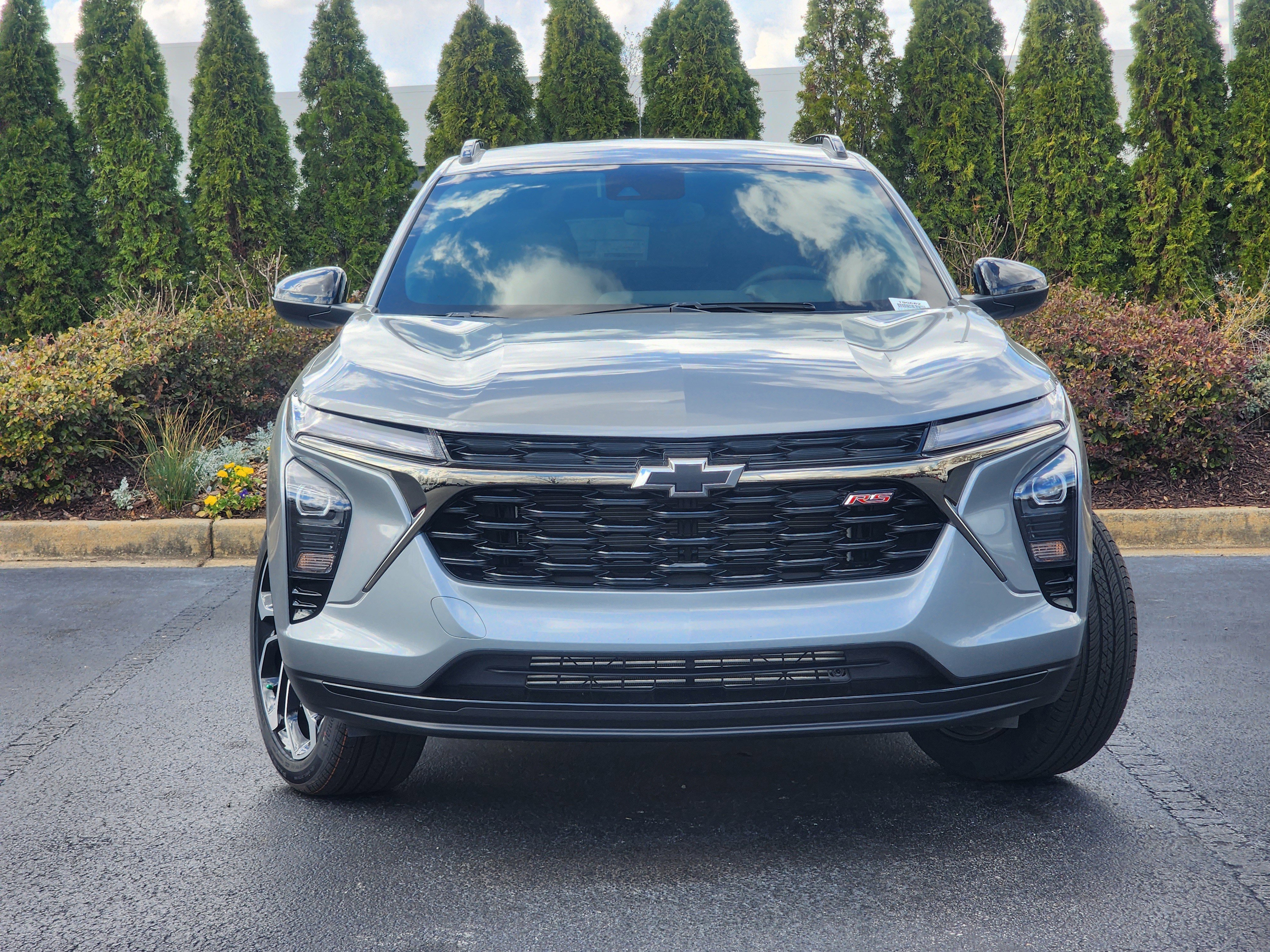 New 2026 Chevrolet Trax RS w/ Sunroof Package FWD image 5