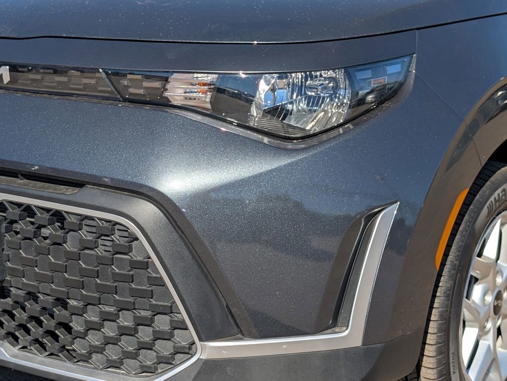 Certified 2025 Kia Soul LX image 10