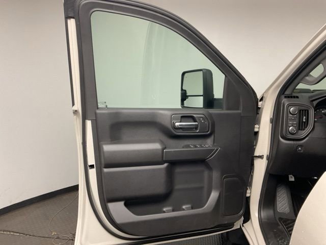 New 2026 Chevrolet Silverado 2500 Custom w/ Custom Value Package image 9