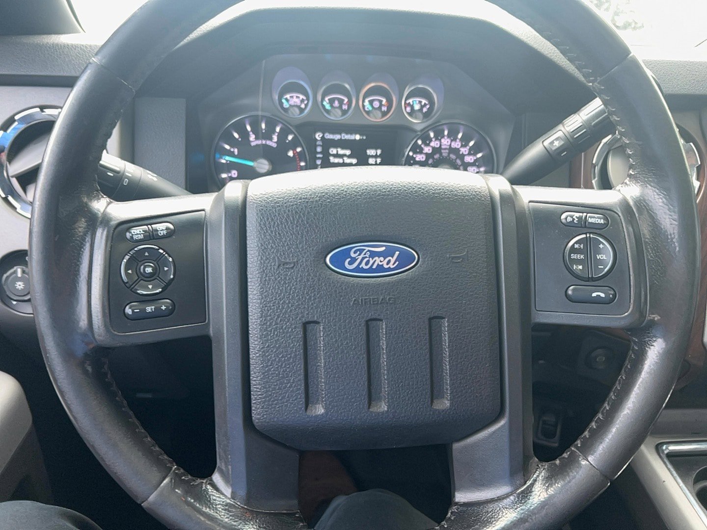 Used 2015 Ford F350 Lariat w/ Lariat Ultimate Package AWD/4WD image 28