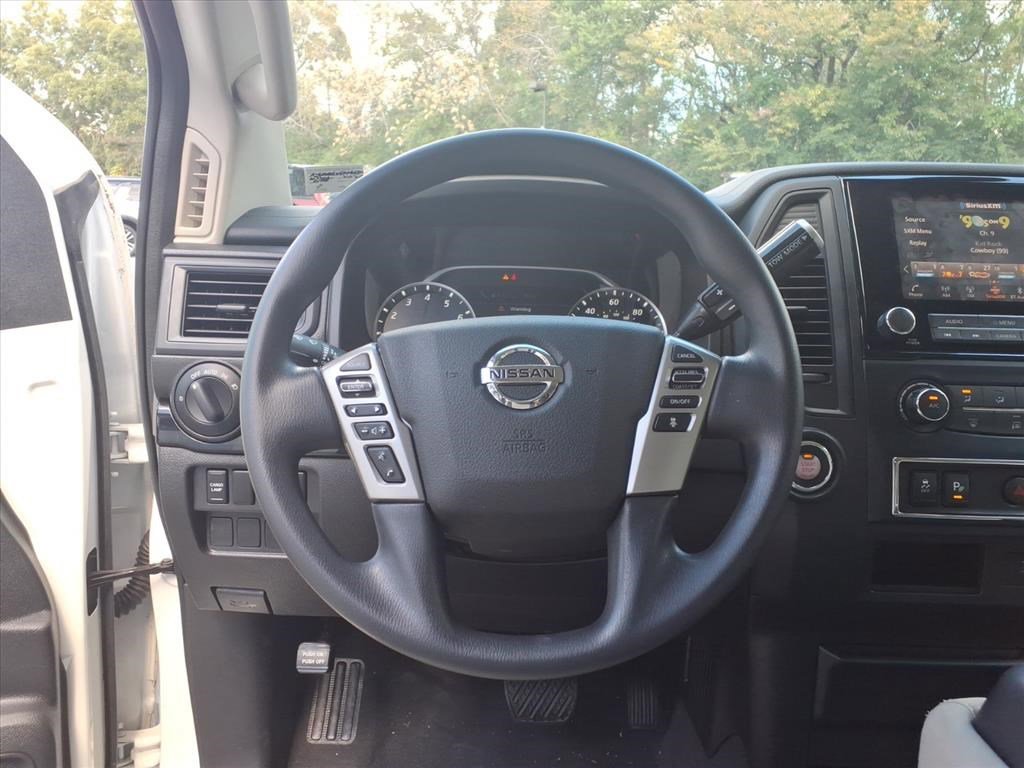 Used 2022 Nissan Titan SV w/ Accessory Utility Package image 20