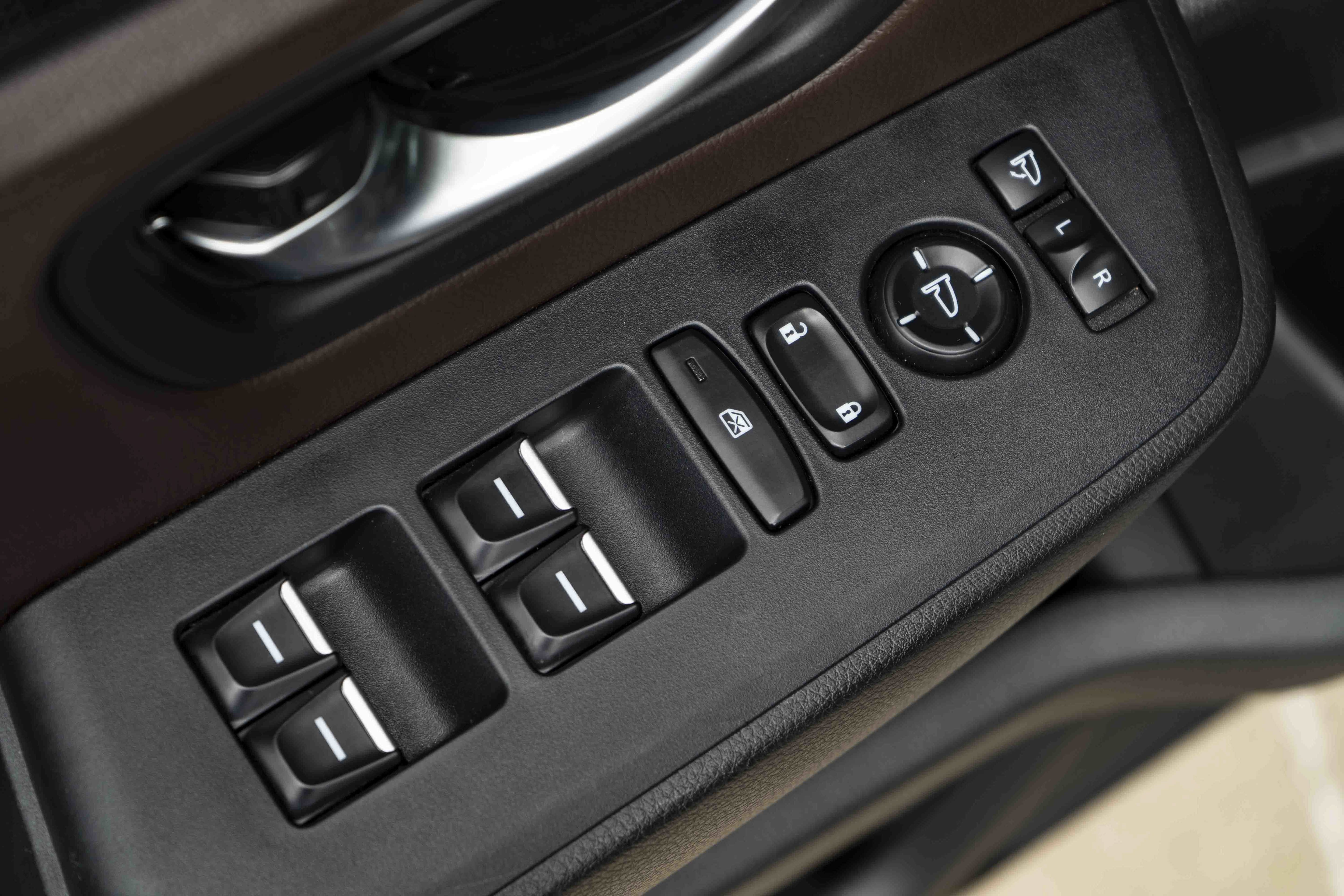 Certified 2025 Honda Pilot Elite image 39