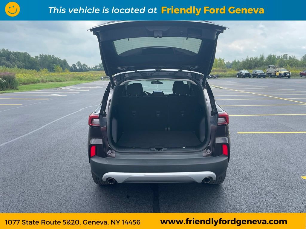 Used 2023 Ford Escape Active AWD/4WD image 10