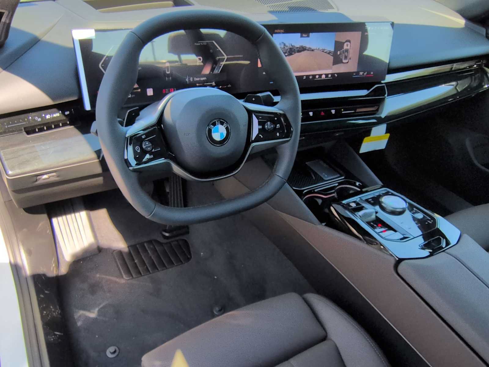 Used 2026 BMW 530i xDrive AWD/4WD image 10