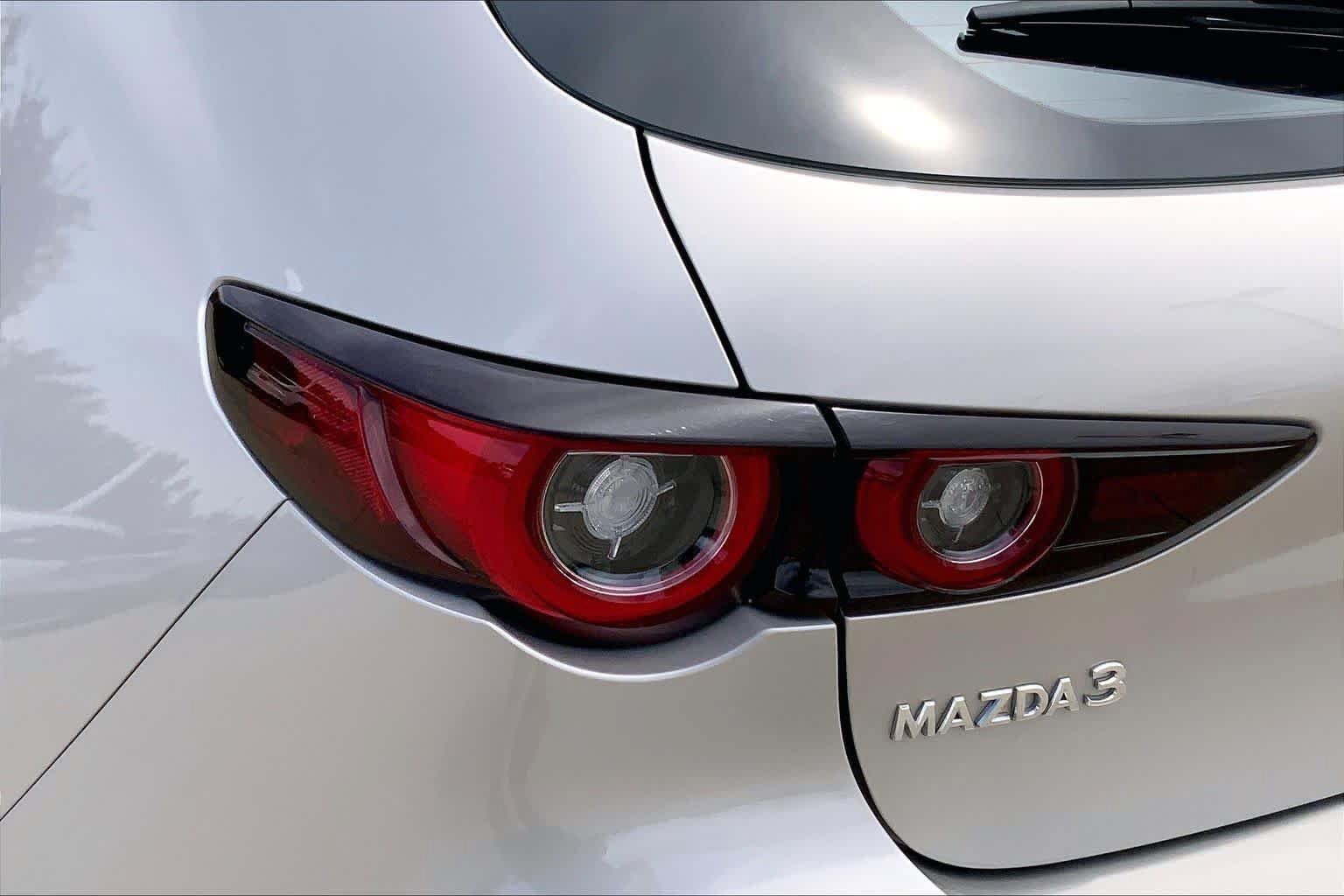 Used 2024 MAZDA MAZDA3 s FWD image 28