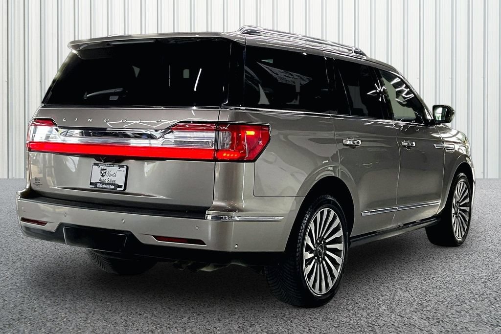 Used 2019 Lincoln Navigator Reserve AWD/4WD image 6