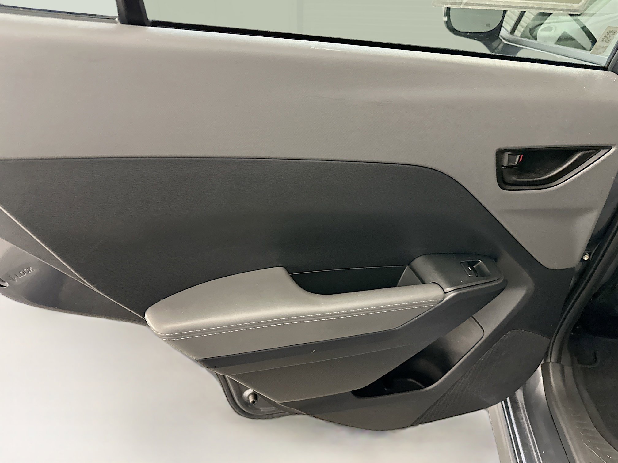 Used 2024 Subaru Crosstrek 2.0i Premium image 27