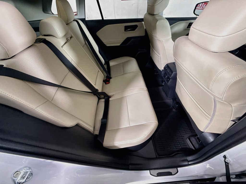 Certified 2026 Toyota RAV4 Limited AWD/4WD image 32