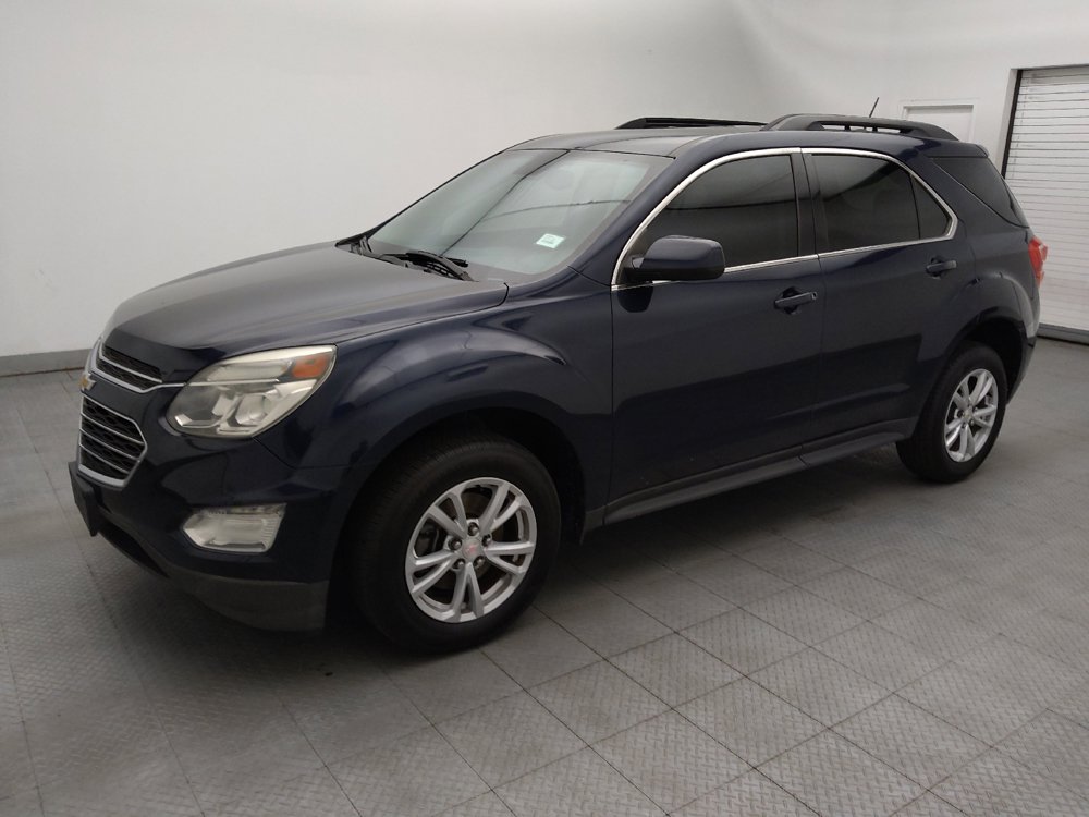 Used 2017 Chevrolet Equinox LT FWD image 2