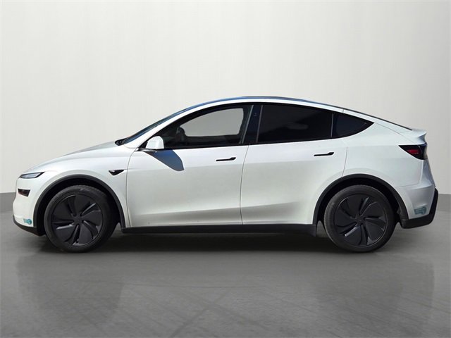 Used 2026 Tesla Model Y Long Range image 7