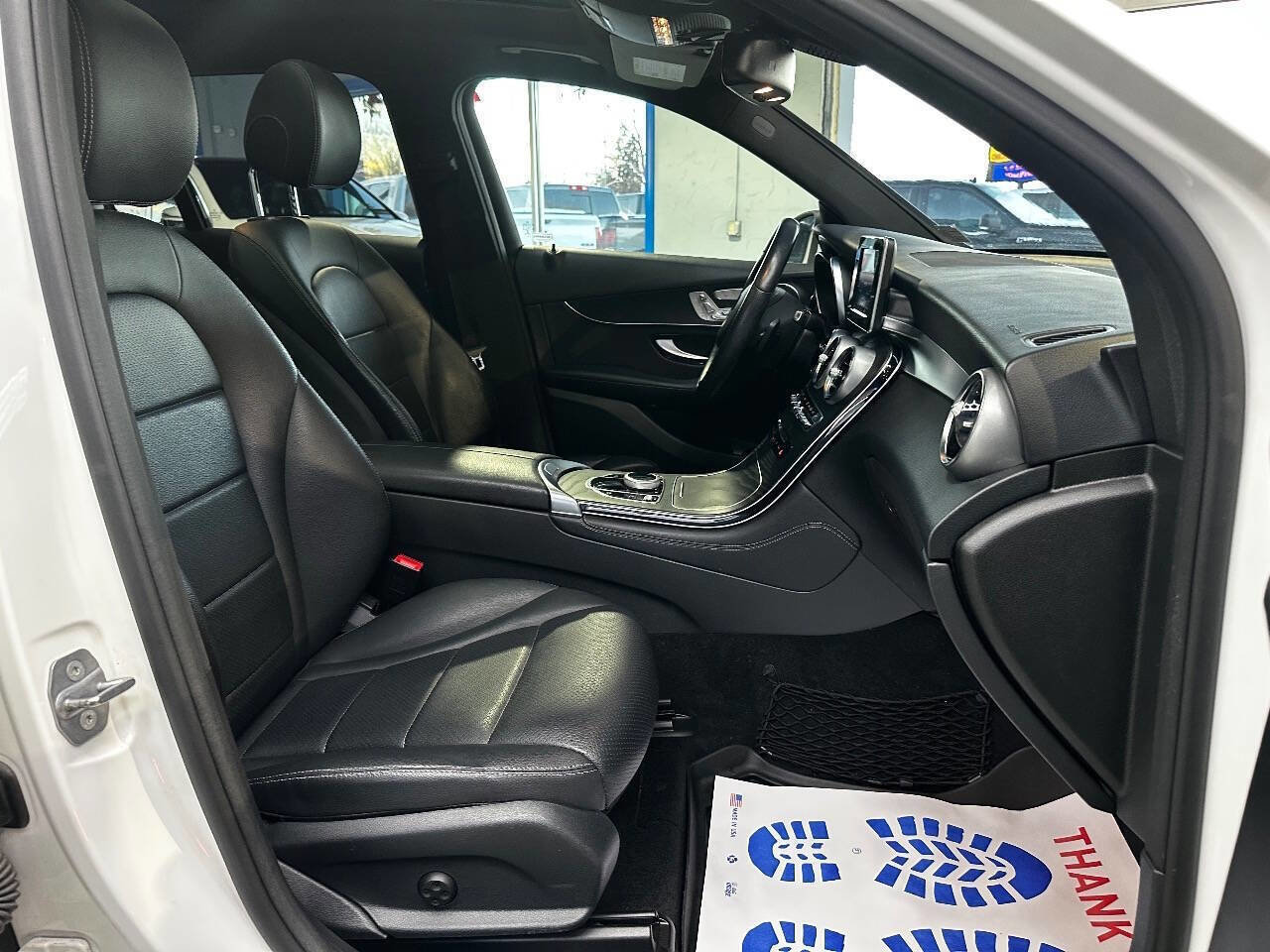 Used 2018 Mercedes-Benz GLC 300 4MATIC image 23