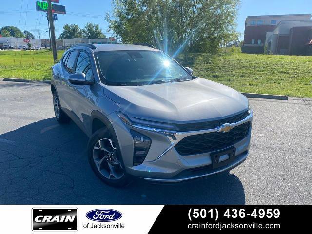 Used 2025 Chevrolet Trax LT w/ LT Convenience Package FWD video 1