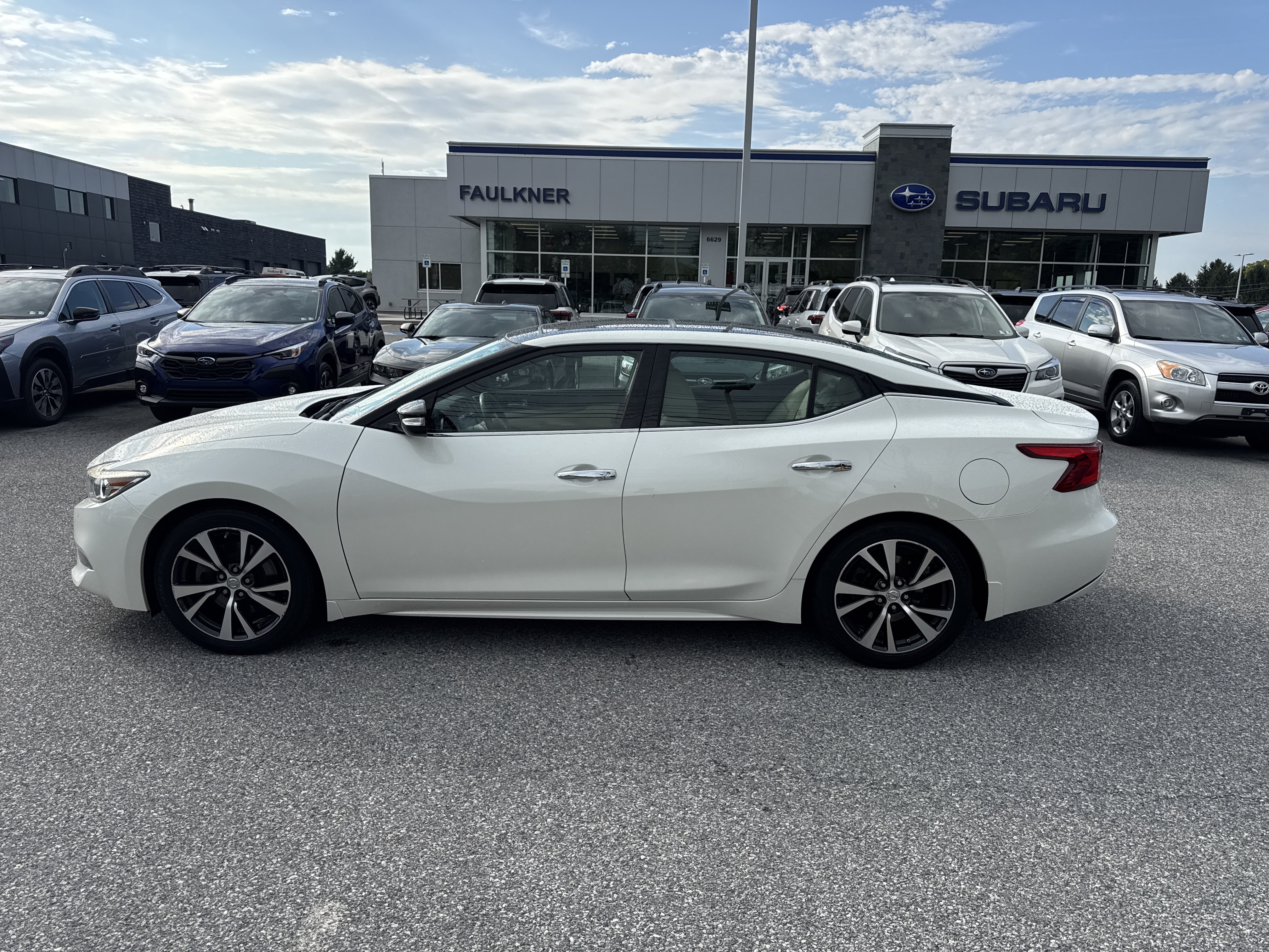 Used 2017 Nissan Maxima 3.5 SL FWD image 21