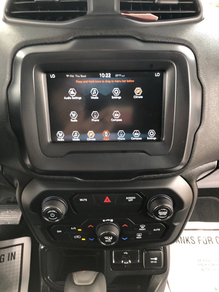 Used 2018 Jeep Renegade Altitude image 13