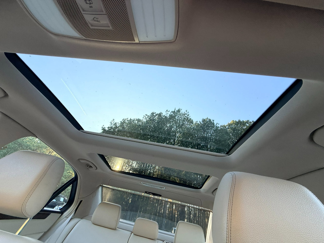 Used 2014 Mercedes-Benz E 350 4MATIC Sedan w/ Premium 1 Package image 29