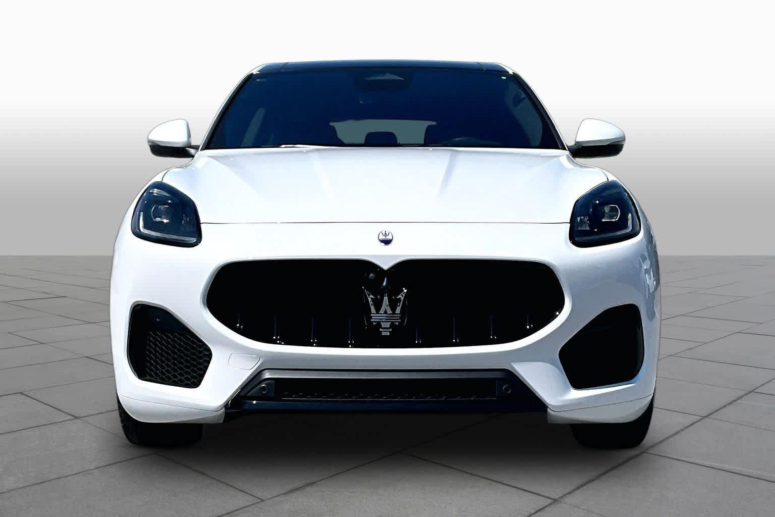 Used 2023 Maserati Grecale Modena AWD/4WD image 3