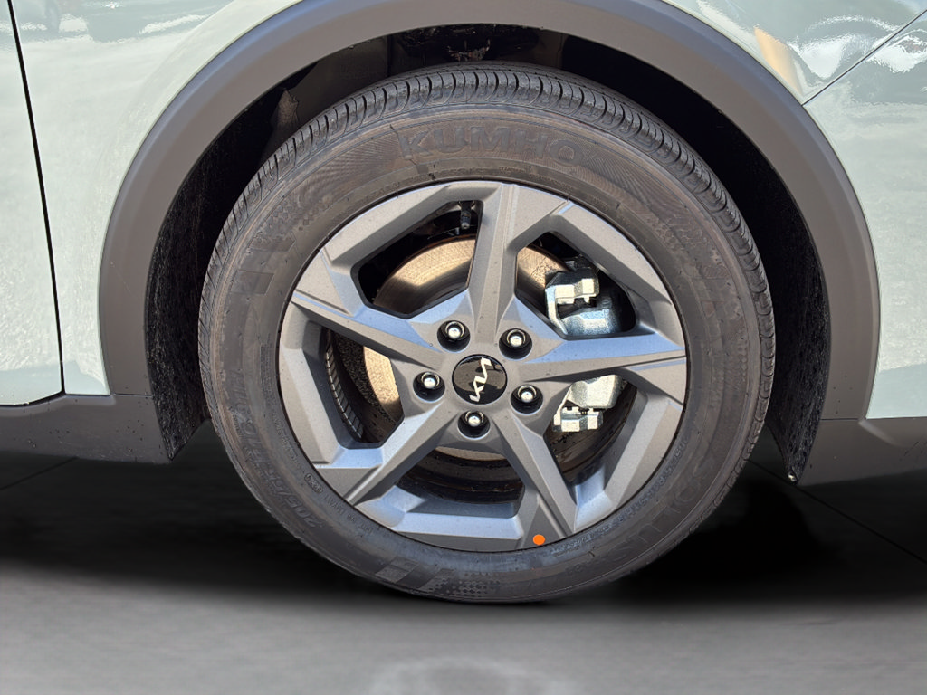 New 2026 Kia K4 FWD image 31